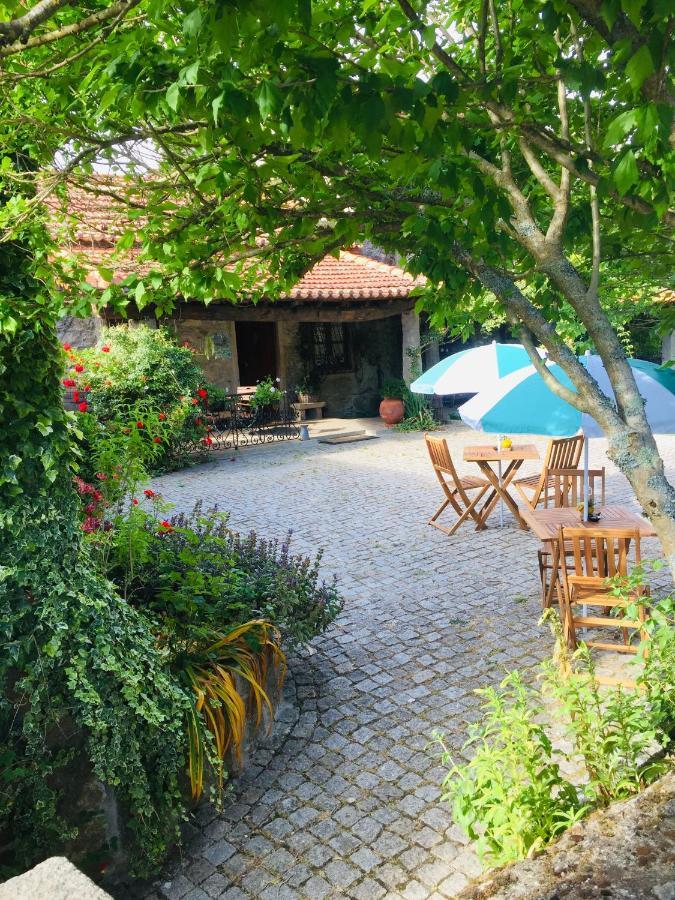Quinta Padre Lobo Guest House Санта Мария да Фейра Екстериор снимка