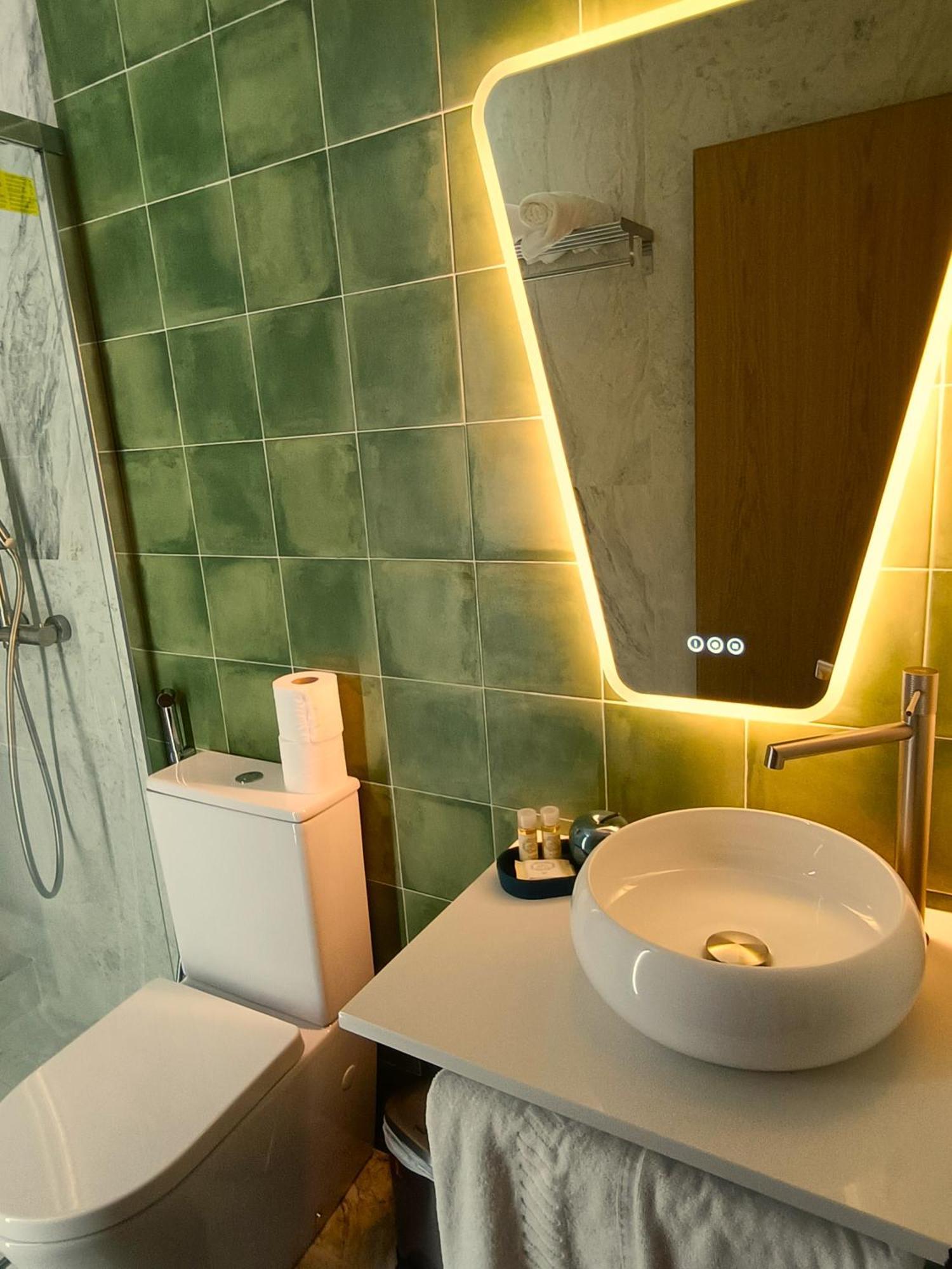 Quinta Padre Lobo Guest House Санта Мария да Фейра Екстериор снимка