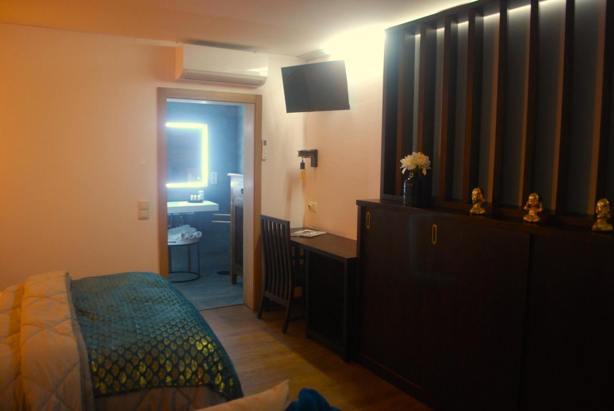 Quinta Padre Lobo Guest House Санта Мария да Фейра Екстериор снимка